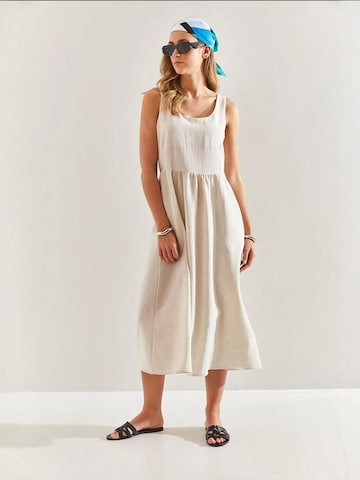 Bianco Lucci Dress in Beige