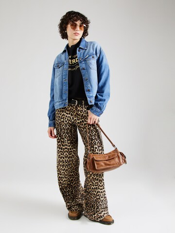 WRANGLER Kurtka przejściowa 'JUMBO TRUCKER JACKET' w kolorze niebieski