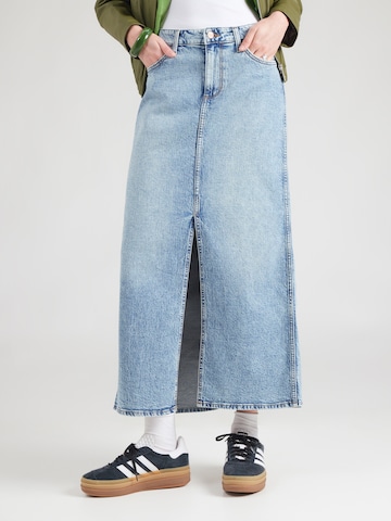 Fustă de la WRANGLER pe albastru: față