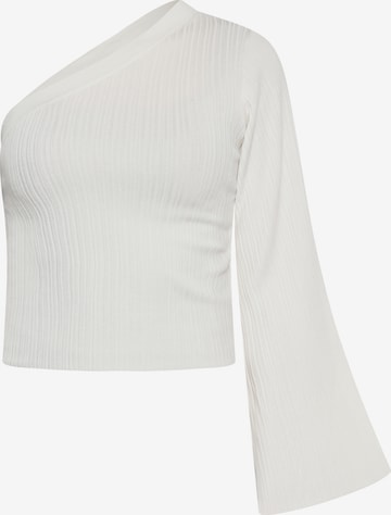 faina Blouse in White: front