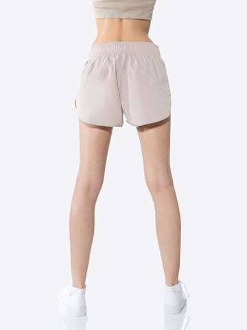 Regular Pantalon de sport Stark Soul en beige