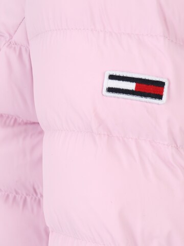 Tommy Jeans - Chaqueta de invierno 'Essential' en rosa