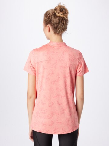 T-shirt fonctionnel PUMA en rose