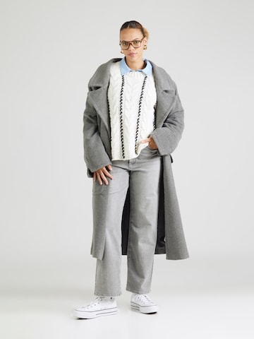 Pullover 'CARTESSA' di ONLY Carmakoma in beige