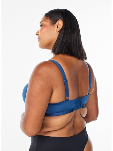 T-shirt Reggiseno 'Lfie' di Devoted by Zizzi in blu