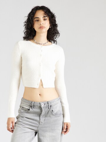 BDG Urban Outfitters Πλεκτή ζακέτα 'MOLLY' σε μπεζ