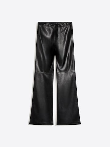 Bershka Szabványos Nadrág - fekete