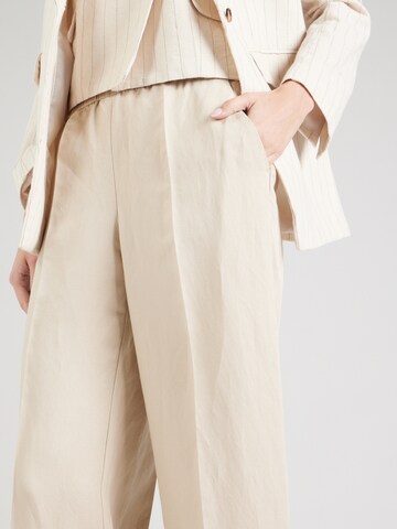 regular Pantaloni con piega frontale di GANT in beige