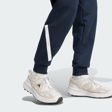 ADIDAS SPORTSWEAR Конический (Tapered) Спортивные штаны 'Z.N.E.' в Синий