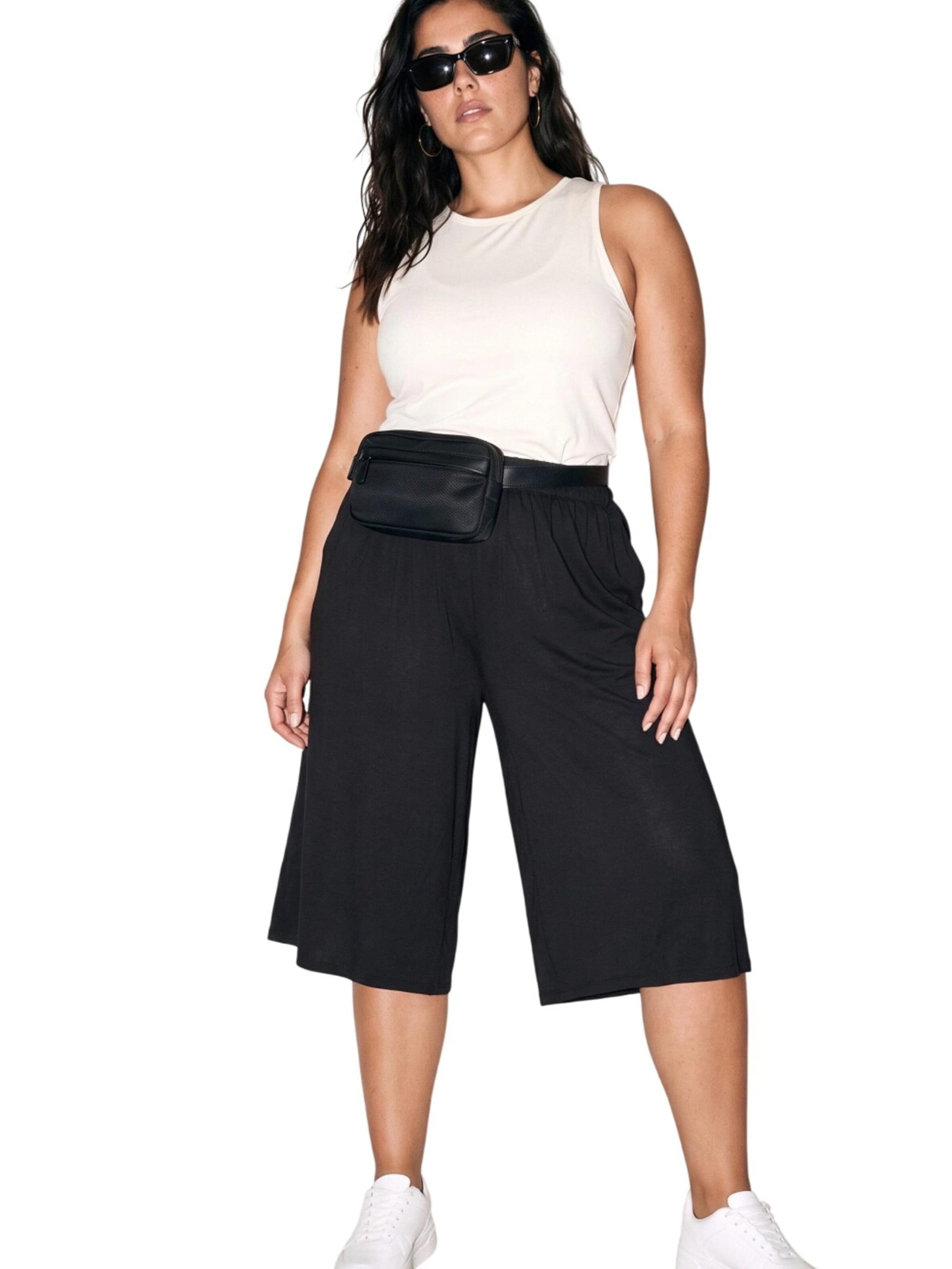 Shape Of You Regular Hose‌‌‌‌ in Schwarz