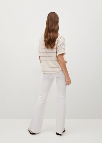 MANGO Flared Jeans in Weiß