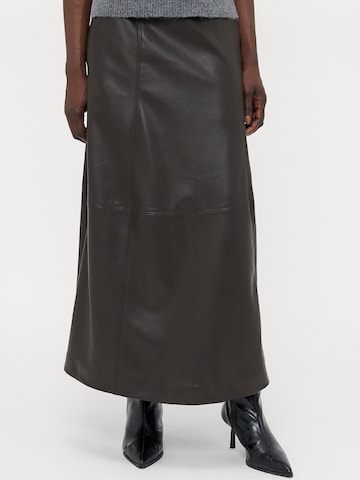 Vero Moda Tall Nederdel 'VMOLIVE' i brun: forside