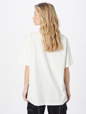 Pegador - Camiseta 'BEVERLY' en blanco