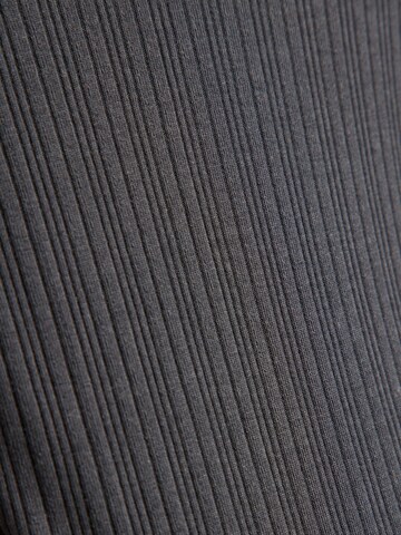 Maglietta 'VMMINNA' di VERO MODA in nero