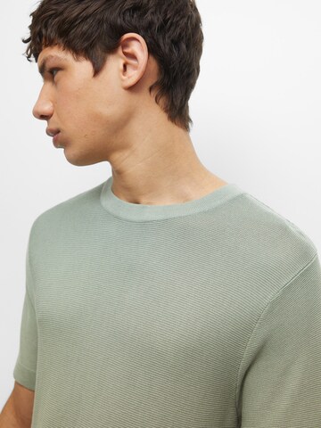 Tricou de la Pull&Bear pe verde