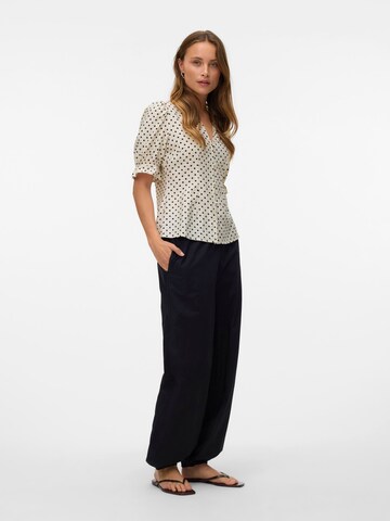 VERO MODA Tapered Broek 'VMRoxanne' in Zwart