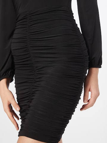 Rochie 'ORDER' de la SISTERS POINT pe negru