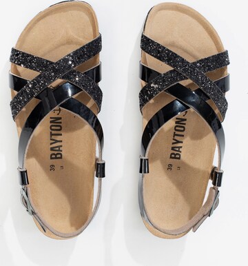 Bayton Sandalen met riem 'Kari' in Zwart