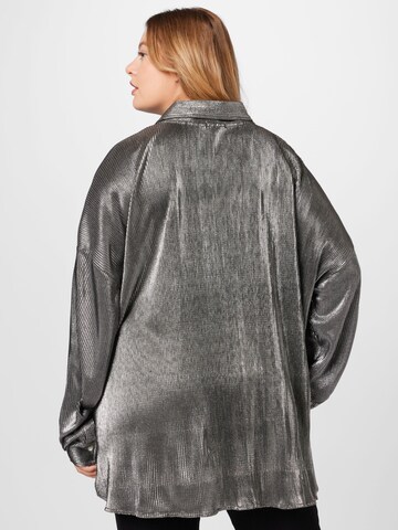 Nasty Gal Plus Bluse in Silber