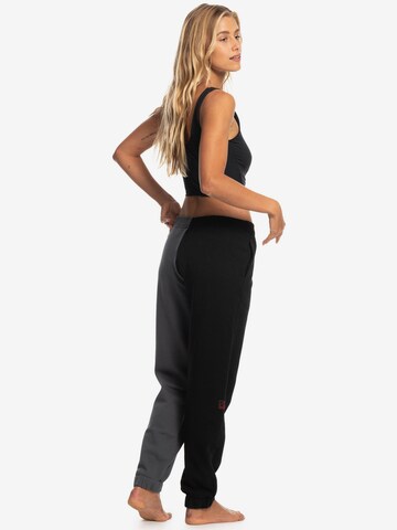 Effilé Pantalon de sport 'UPSIDEDOWN' QUIKSILVER en noir