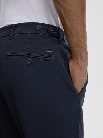 STRELLSON Regular Chino 'Rion' in Blauw