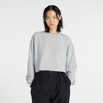 new balance Sweatshirt 'Coastal' in Grau: Vorderseite