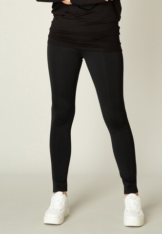 BASE LEVEL Skinny Leggings 'Yumi' in Black: front