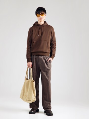 JACK & JONES - Sweatshirt 'JJStar' em castanho