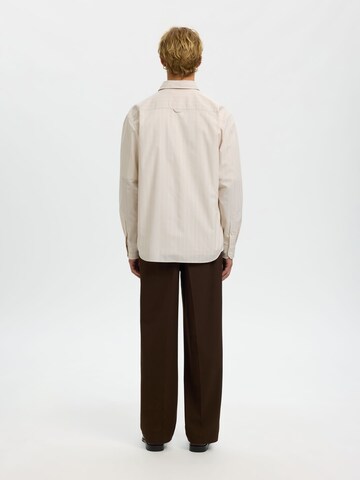 SELECTED Comfort Fit Skjorte i beige