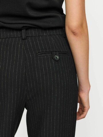 Soft Rebels Regular Laskoshousut värissä musta