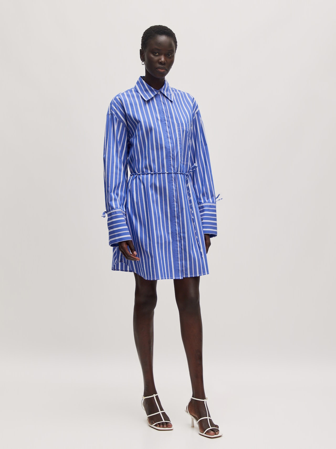 EDITED Produkte Kleid 'Deloris' blau