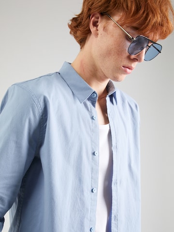 HOLLISTER - Ajuste regular Camisa 'EMEA' en azul