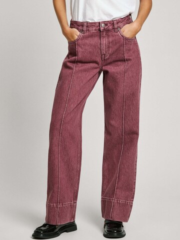 Pepe Jeans Loosefit Jeans in Rot: Vorderseite