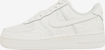 Nike Sportswear Matalavartiset tennarit 'Air Force 1 '07' värissä beige: etupuoli