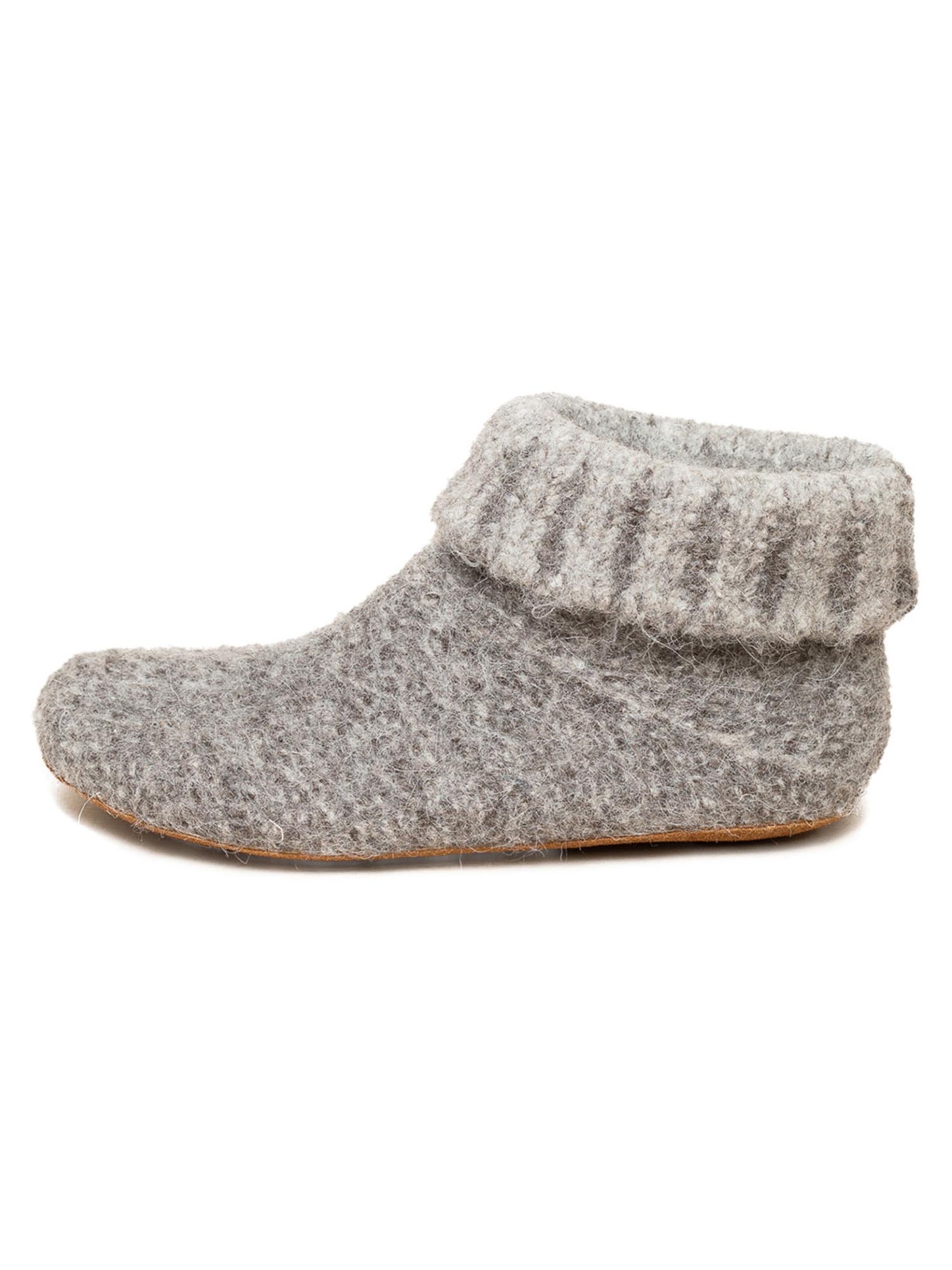 Gottstein Slippers 'Knit Boot Alpaka' in Grey: front