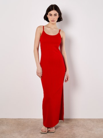Apricot Dress ' ' in Red: front