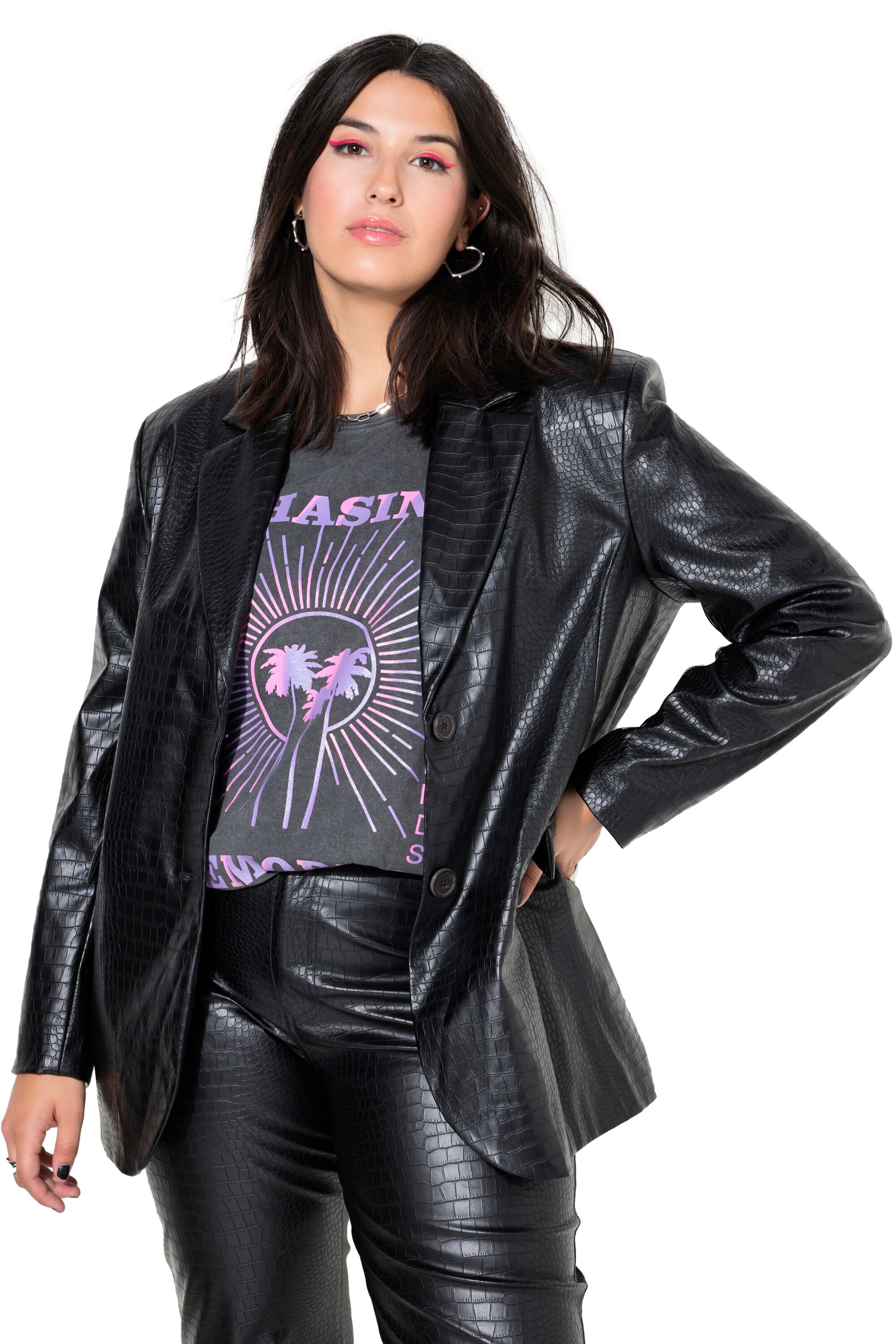 Studio Untold Blazer in Black: front