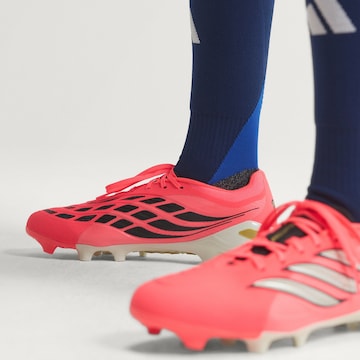 Chaussure de foot 'Predator League' ADIDAS PERFORMANCE en rose