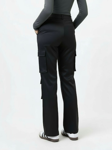 studioselect Loosefit Cargobyxa 'Lotte' i svart