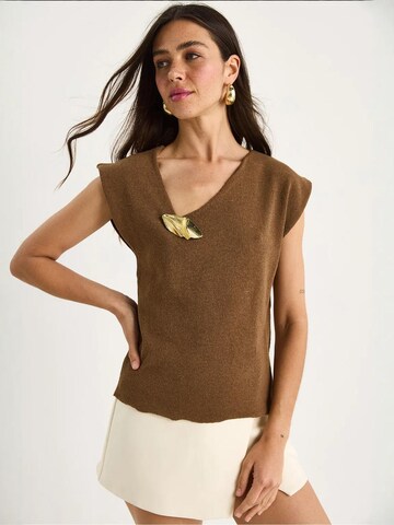 Tops en tricot Bianco Lucci en marron