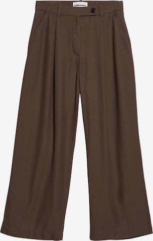 ARMEDANGELS Wide leg Pleat-Front Pants 'SANDRINA' in Brown: front