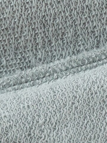 WINKIKI Regular Hose‌‌ in Grau