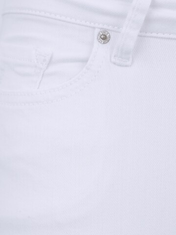 Vero Moda Tall Skinny Jeans 'PEACH' in White