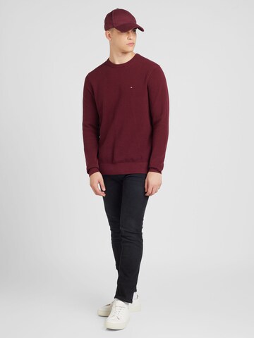 Pull-over 'Essential' TOMMY HILFIGER en rouge