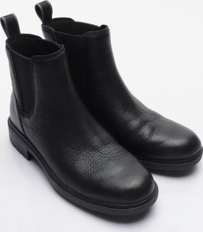 UGG Dress Boots in 37 in Black, Item view
