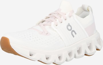 Sneaker de alergat 'Cloudswift 4' de la On pe alb: față