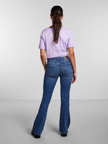 PIECES Flared Jeans 'Peggy' in Blue