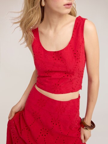Haut MOTIVI en rouge