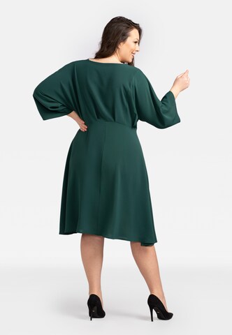 Robe de cocktail 'TYCJANA' Karko en vert