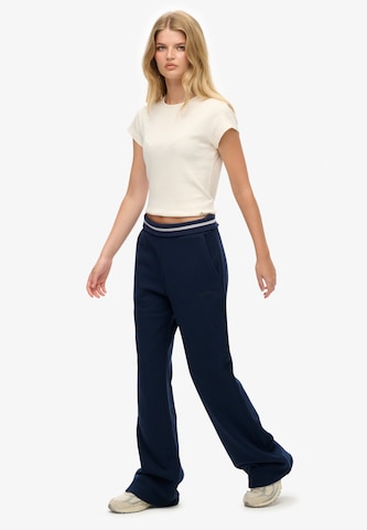 Loosefit Pantalon 'Athletic Essentials' Superdry en bleu